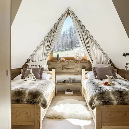 Na Skraju Lasu Z Jacuzzi, Balią Ogrodową *